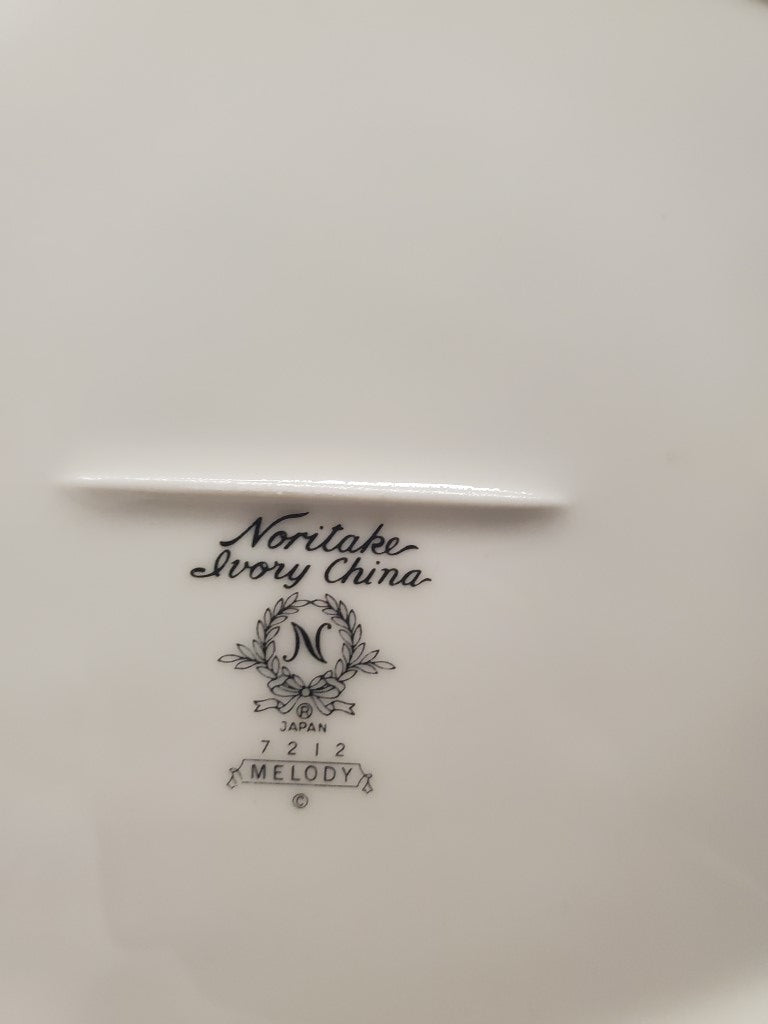 Noritake Melody Oval Serving Platter LK