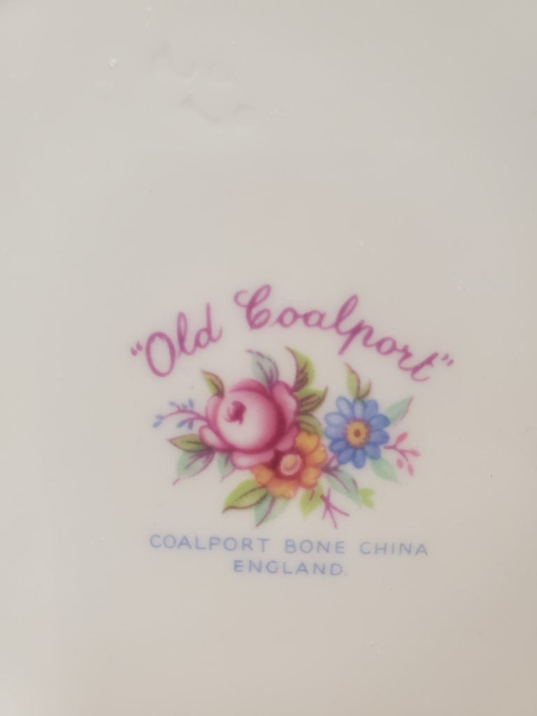 Coalport Old Coalport 5 Piece Place Setting LK