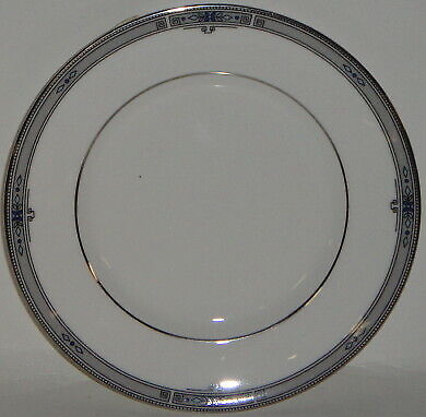Set of 4 Wedgwood Amherst Platinum Bread & Butter Plates