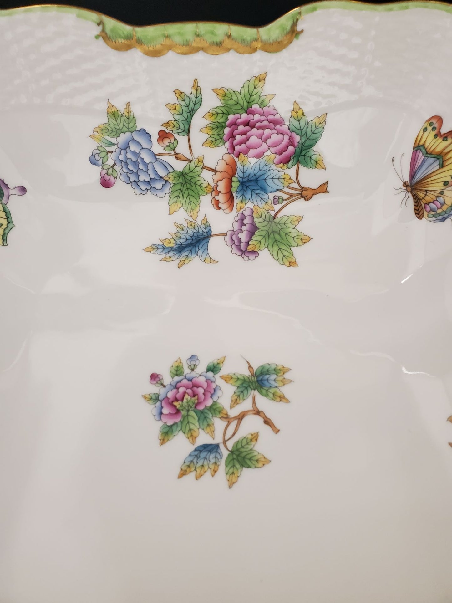 Herend Queen Victoria (VBO) 10" Square Salad Serving Bowl (180)