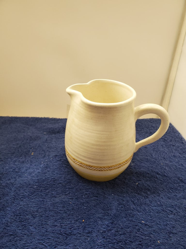 Franciscan Hacienda Gold (USA) Creamer and Sugar Bowl with Lid LK