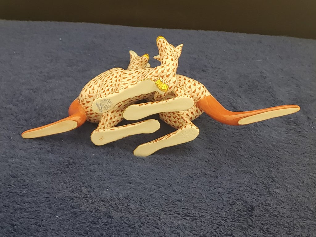 Herend Figurines Pair of Kangaroos - Rust (15318)