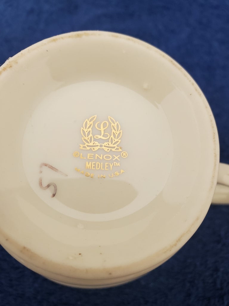 Lenox Medley Creamer LK