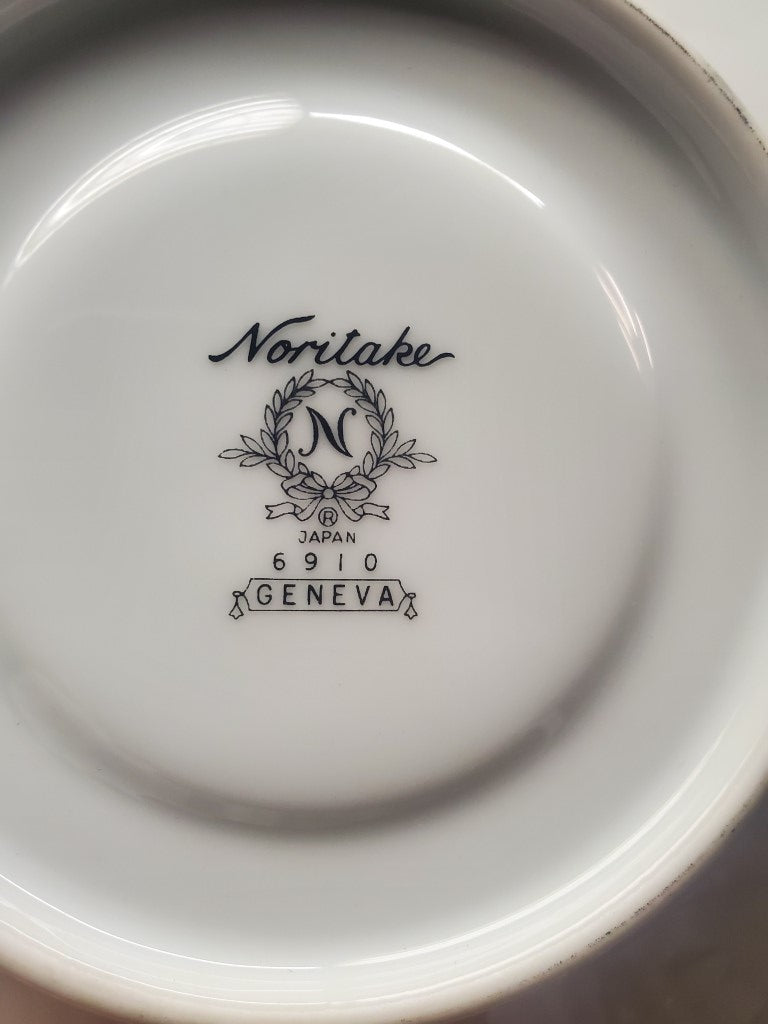 Set of 4 Noritake Geneva Cup & Saucer Sets