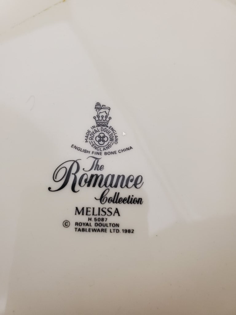 Set of 4 Royal Doulton Melissa Dinner Plates LK