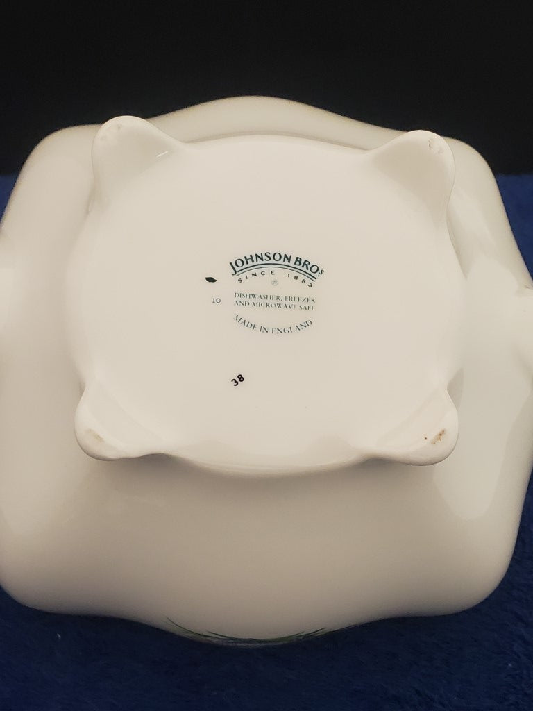 Johnson Brothers Brookshire Teapot & Lid