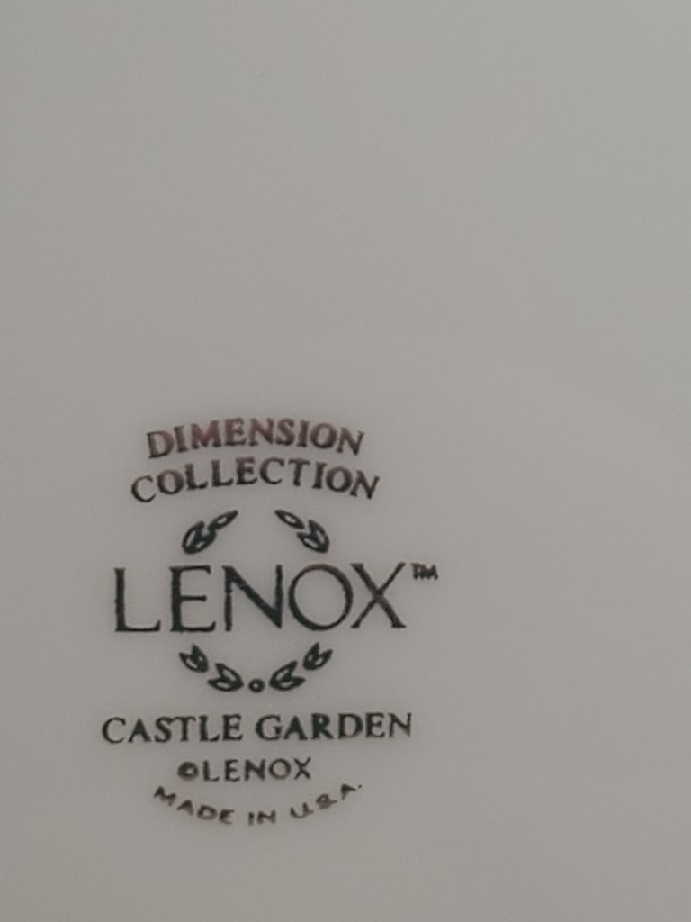 Set of 7 Lenox Castle Garden Dinner Plates LK