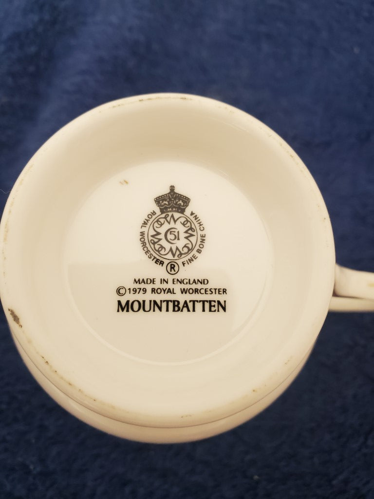 Set of 5 Royal Worcester Mountbatten Cobalt Blue (Gold Trim) Cup & Saucer Sets