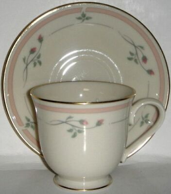 Set of 4 Lenox Rose Manor - Pink Cup And Saucers Sets (Flat)