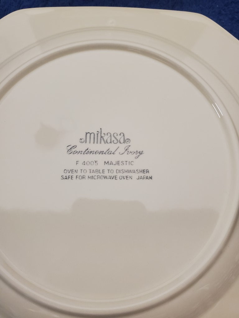 Set of 3 Mikasa Majestic Cup & Saucer Sets LK
