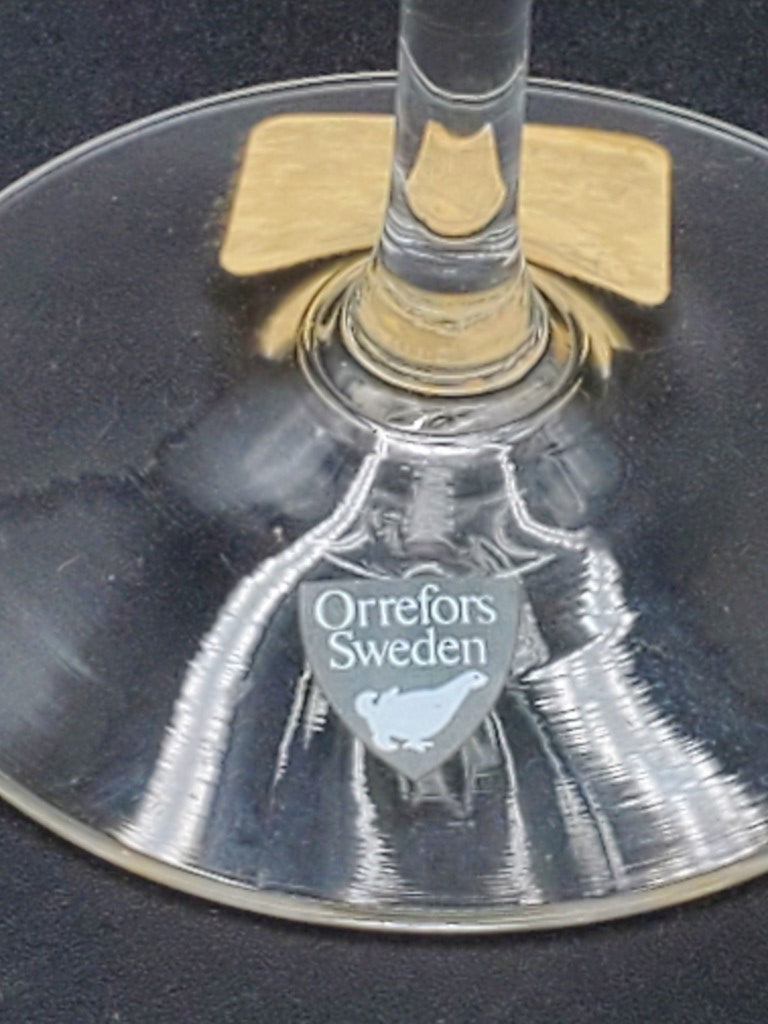 Orrefors Victoria 2 Piece Set Water Goblet & Red Wine LK