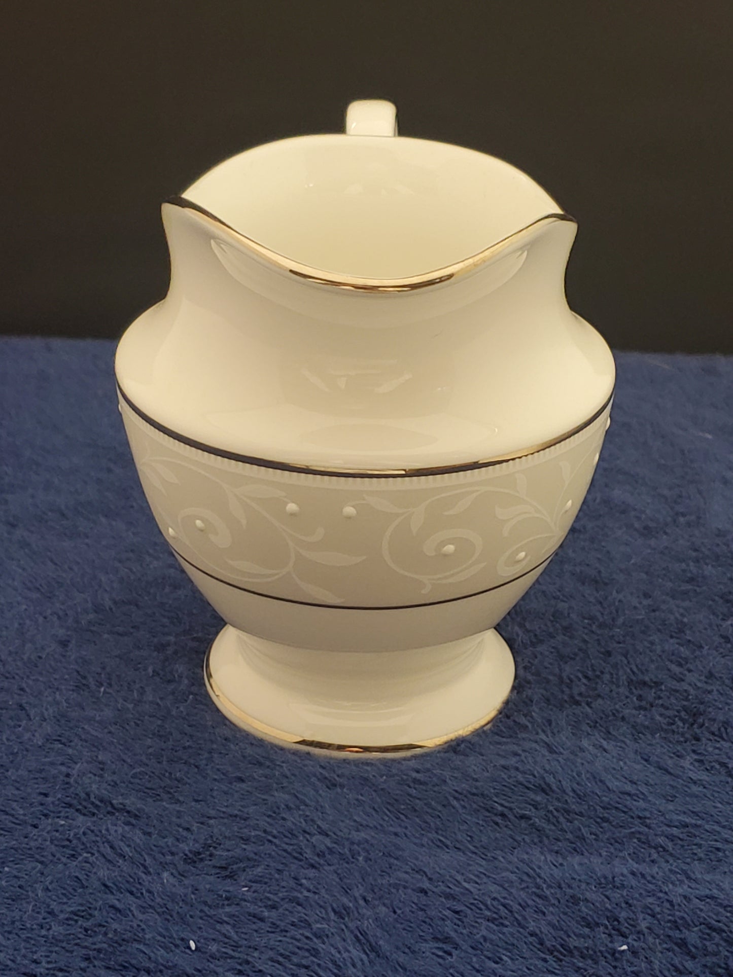 Lenox Opal Innocence Creamer - New