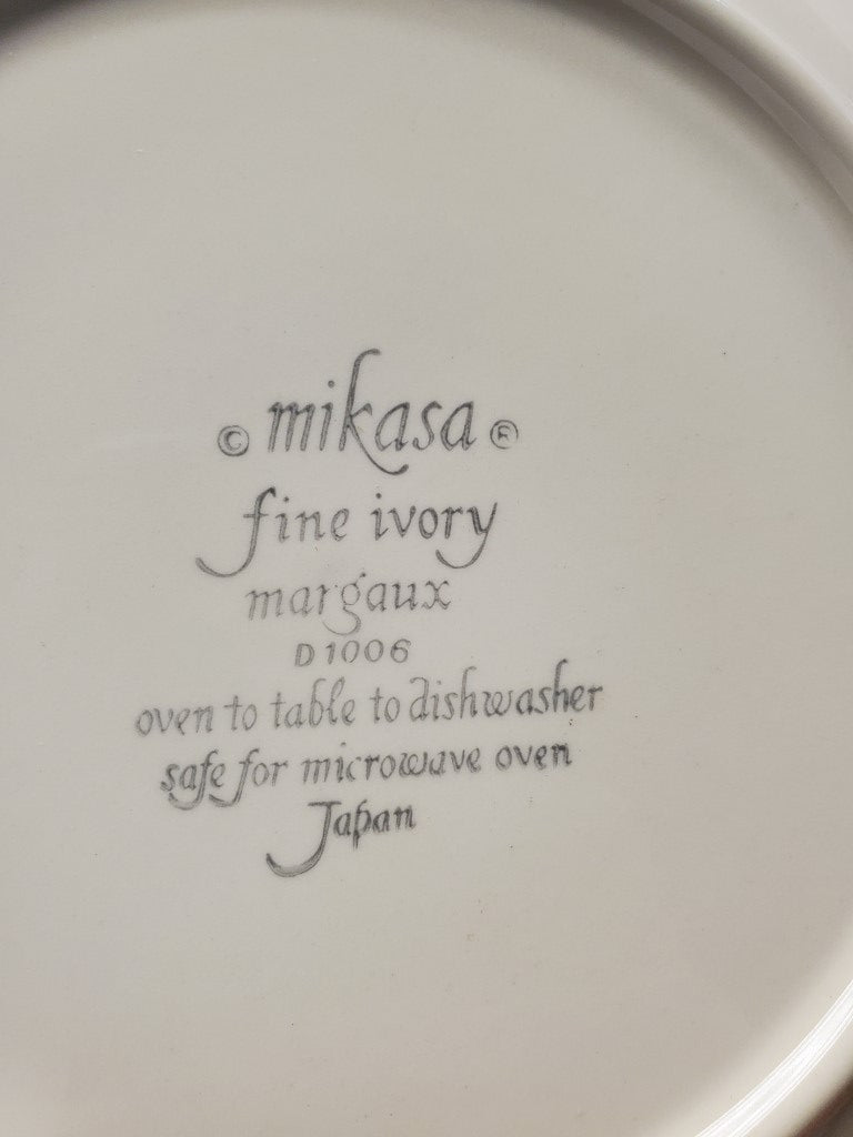 Set of 4 Mikasa Margaux Salad Plates LK