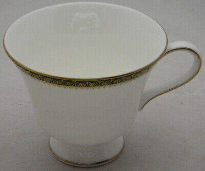 Set of 5 Wedgwood Chester Victoria Shape Footed Cup