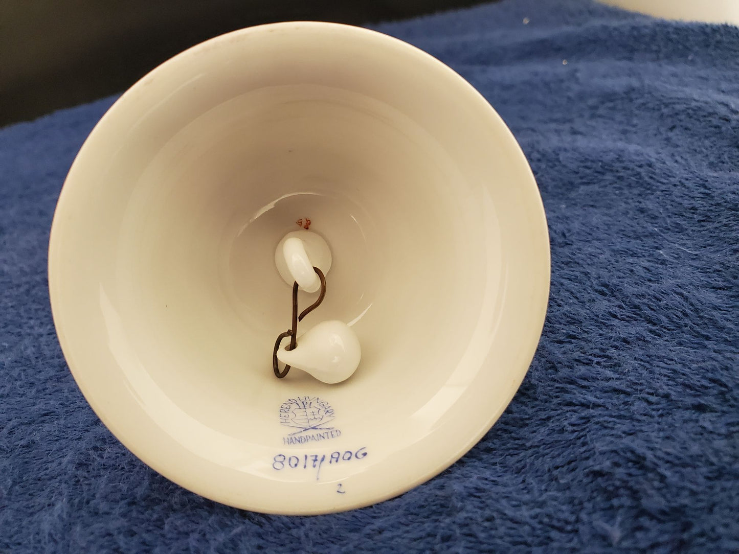 Herend Chinese Bouquet Rust (AOG) Bell (8017)