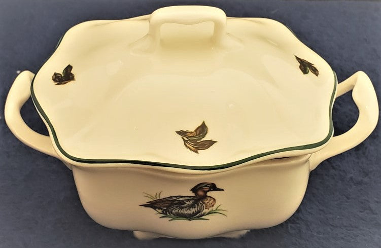 Johnson Brothers Brookshire Creamer & Sugar Bowl with Lid