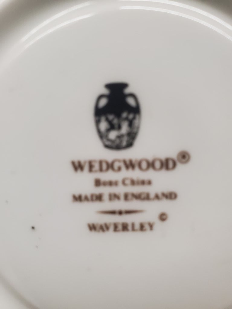 Set of 2 Wedgwood Waverley Cup & Saucer Sets LK