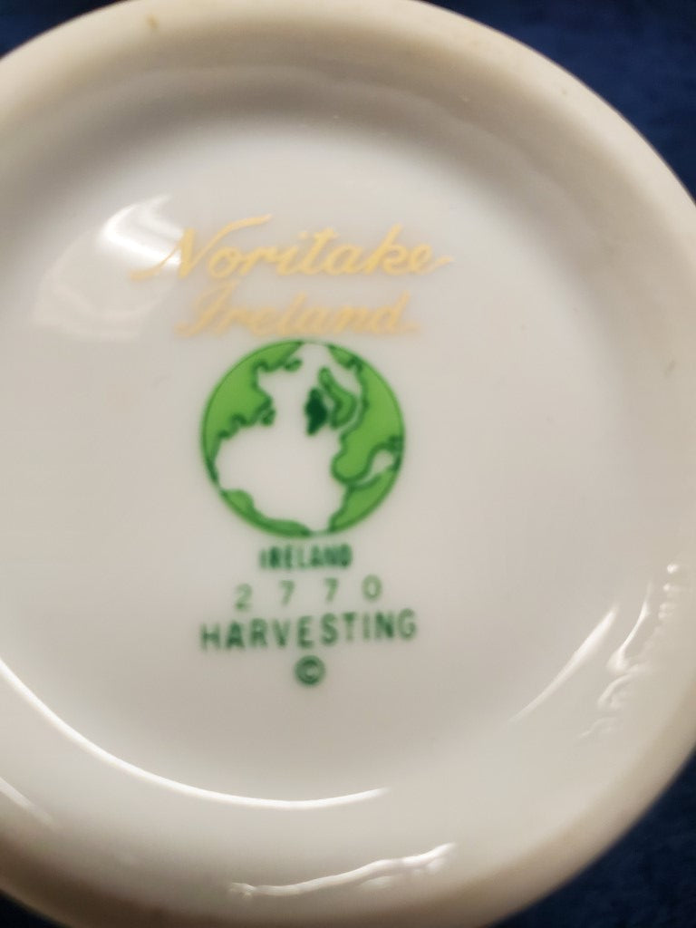 Noritake Harvesting Sugar Bowl with Lid LK