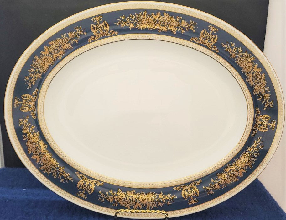 Wedgwood Columbia Blue & Gold (R4509) 14" Oval Serving Platter