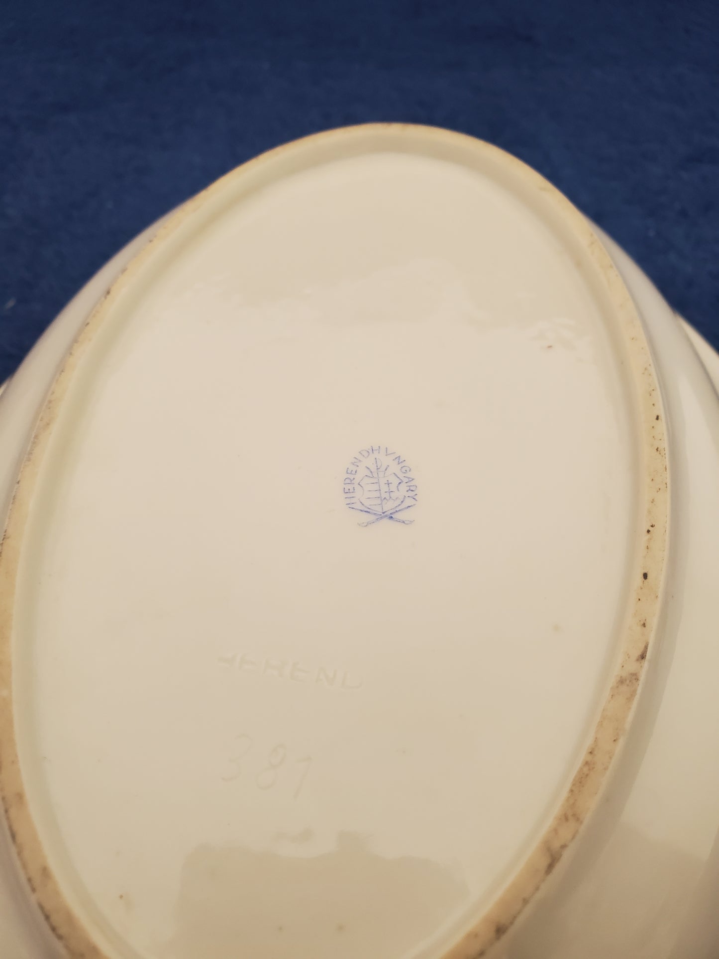 Herend Chinese Bouquet Rust (AOG) Oval Vegetable Bowl (381)