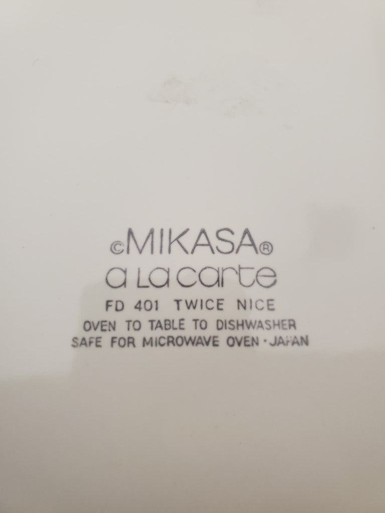 Set of 2 Mikasa Twice Nice Rim Soup Bowls LK