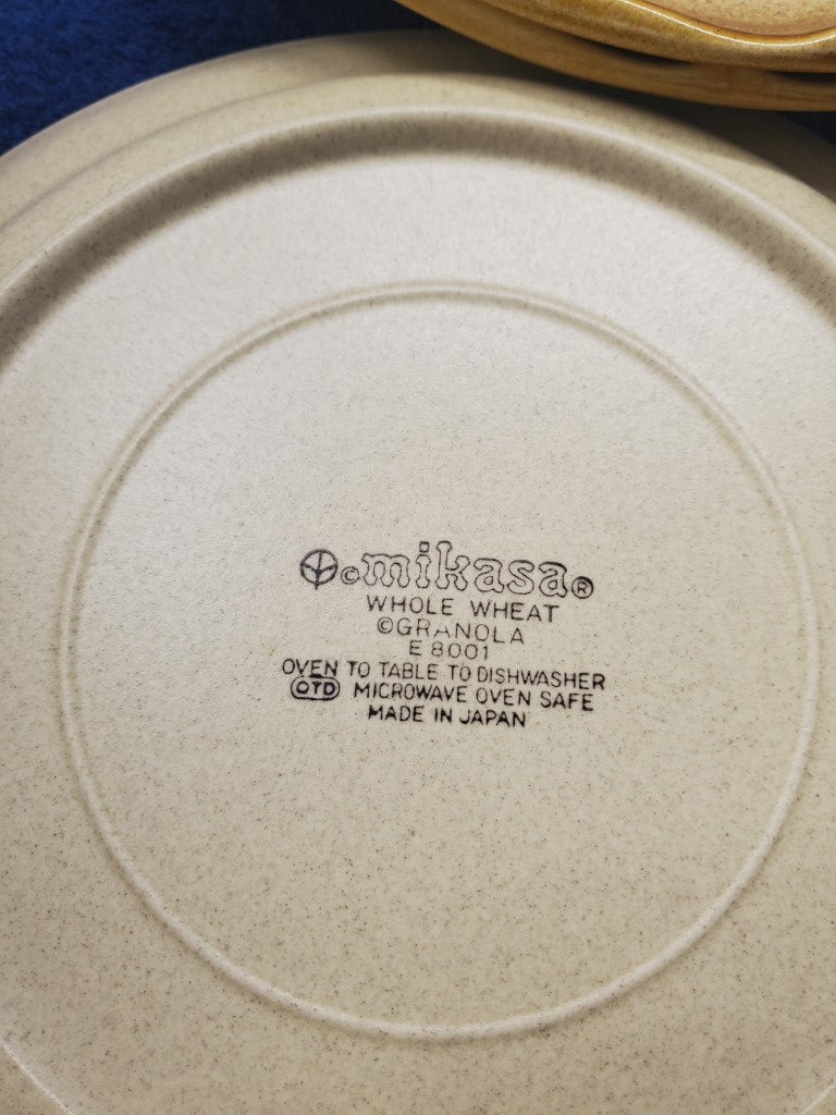 Set of 5 Mikasa Whole Wheat Granola Dinner Plates LK