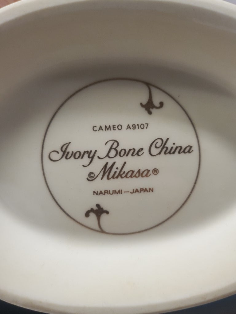 Mikasa Cameo Gravy Boat Only LK