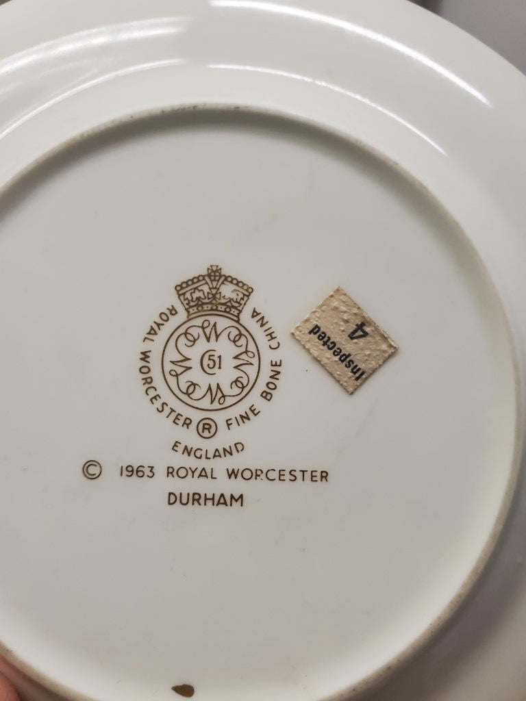 Royal Worcester Durham 5 Piece Place Setting LK