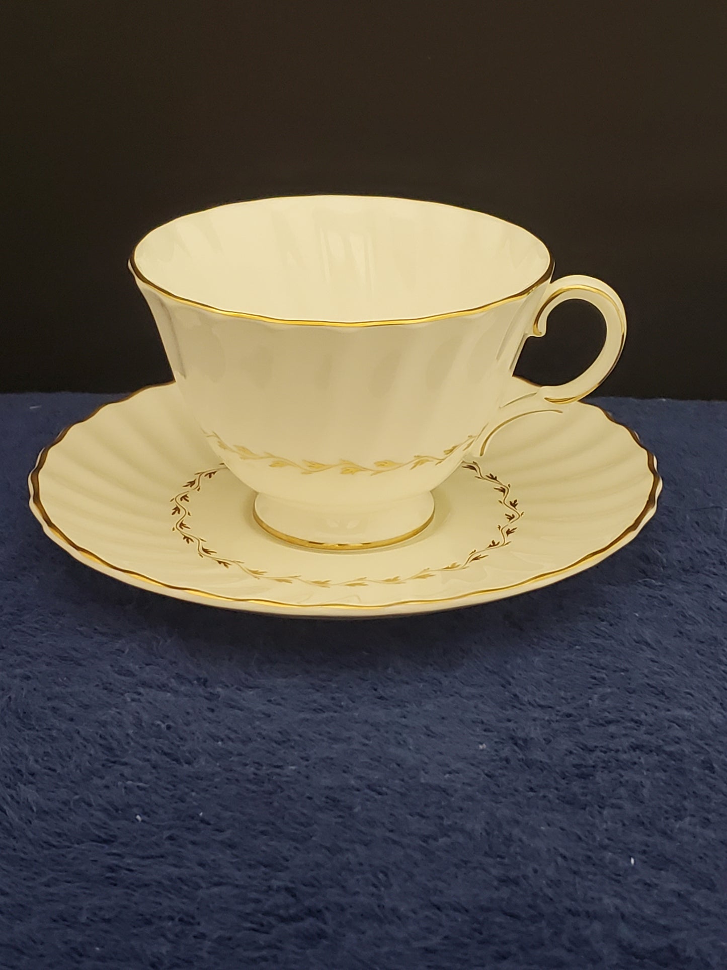 Set of 6 Royal Doulton Adrian Cup & Saucer Sets