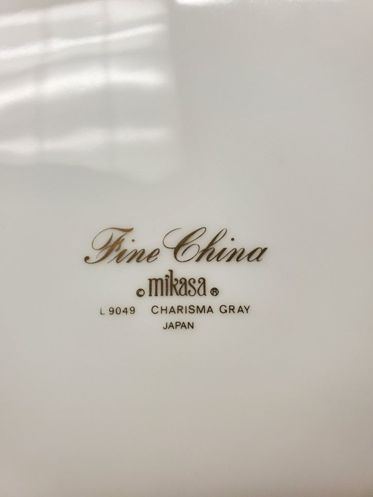 Set of 5 Mikasa Charisma Gray Dinner Plates