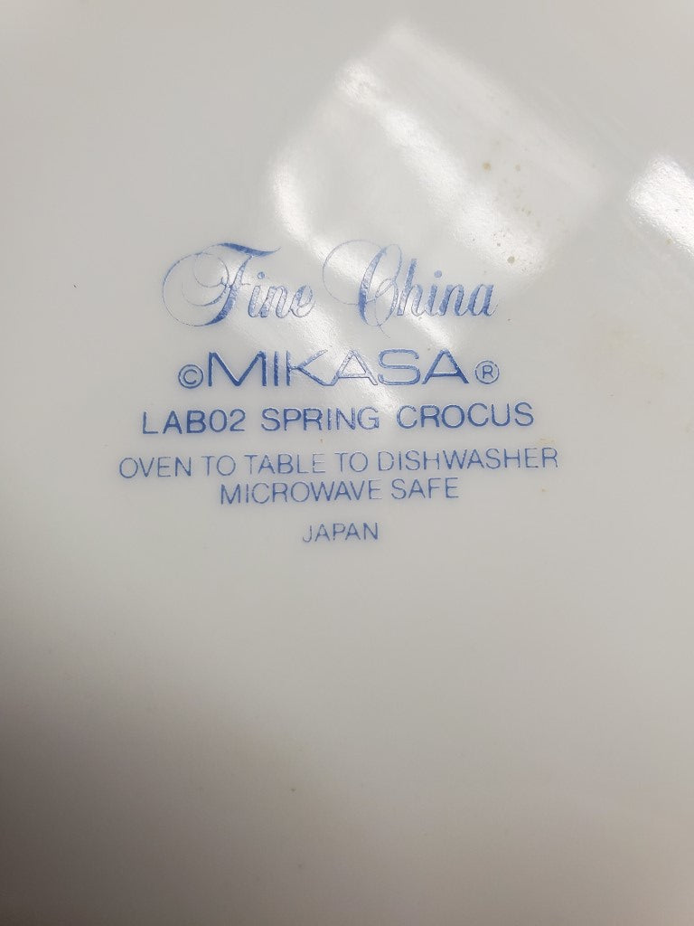 Mikasa Spring Crocus Charger/Chop Plate