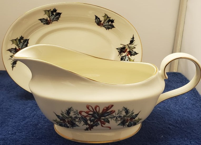 Lenox Winter Greetings Garvy Boat & Underplate