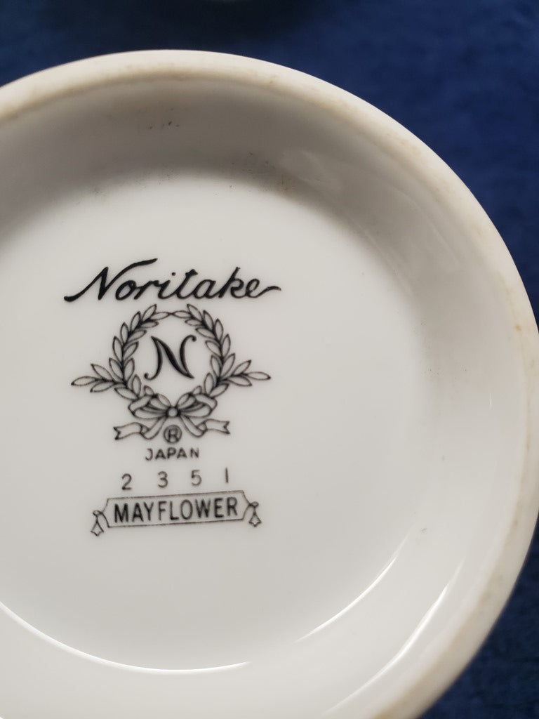 Noritake Mayflower Creamer & Sugar Bowl with Lid LK