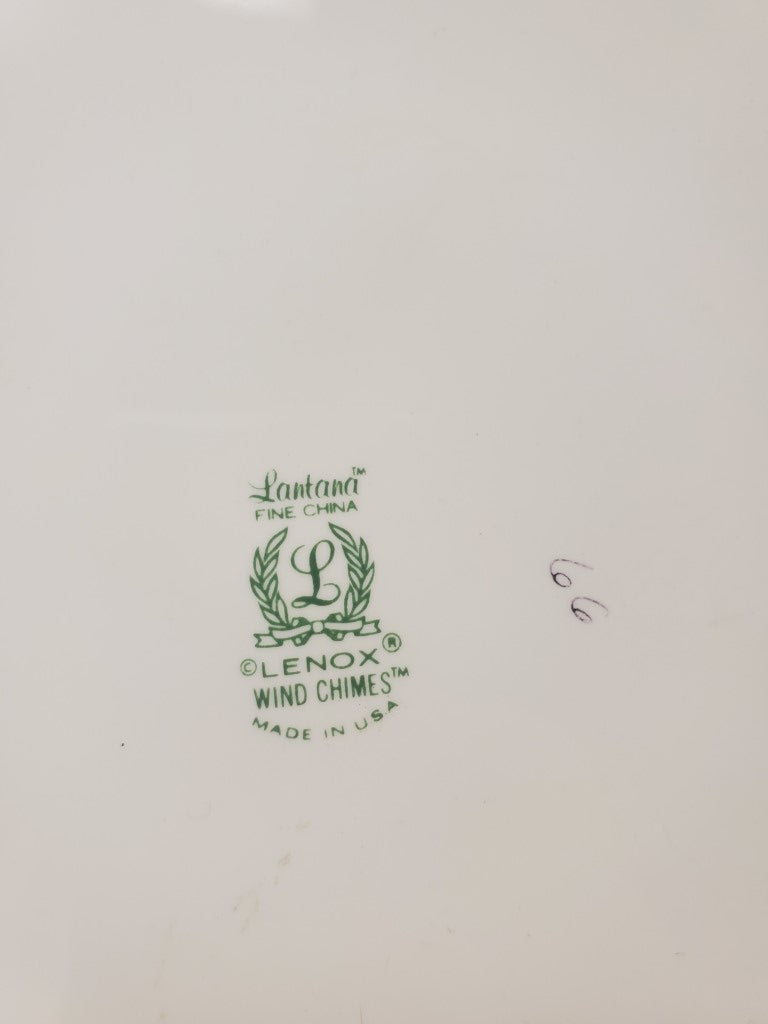 Set of 2 Lenox Wind Chimes Dinner Plates LK