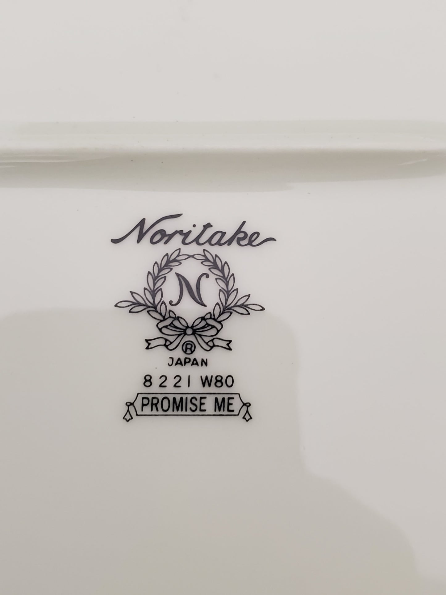 Noritake Promise Me (8221) 13" Oval Serving Platter LK