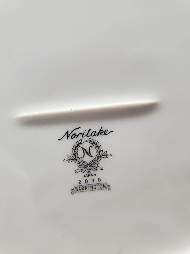 Noritake Barrington 11" Oval Serving Platter LK
