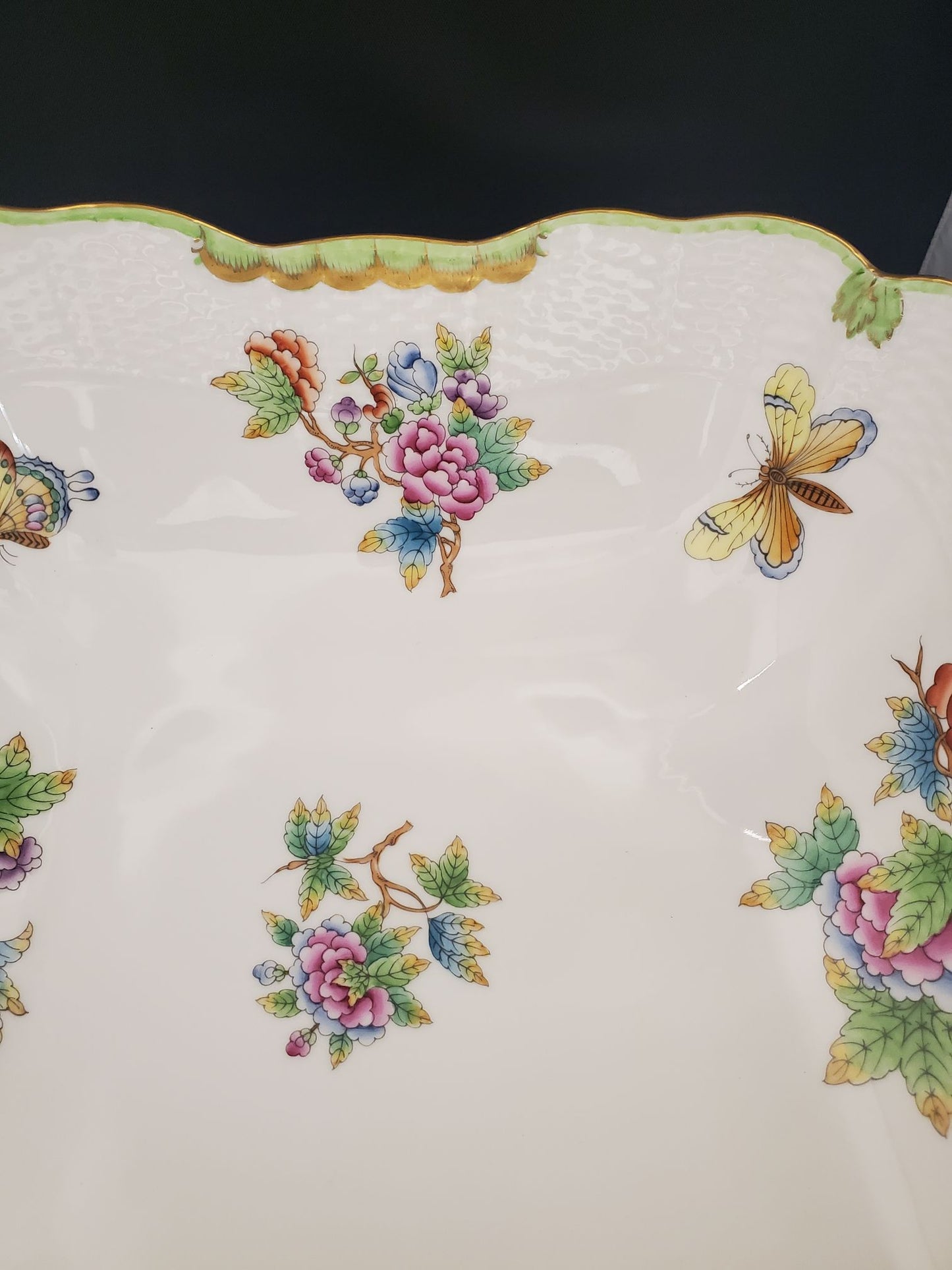 Herend Queen Victoria (VBO) 10" Square Salad Serving Bowl (180)