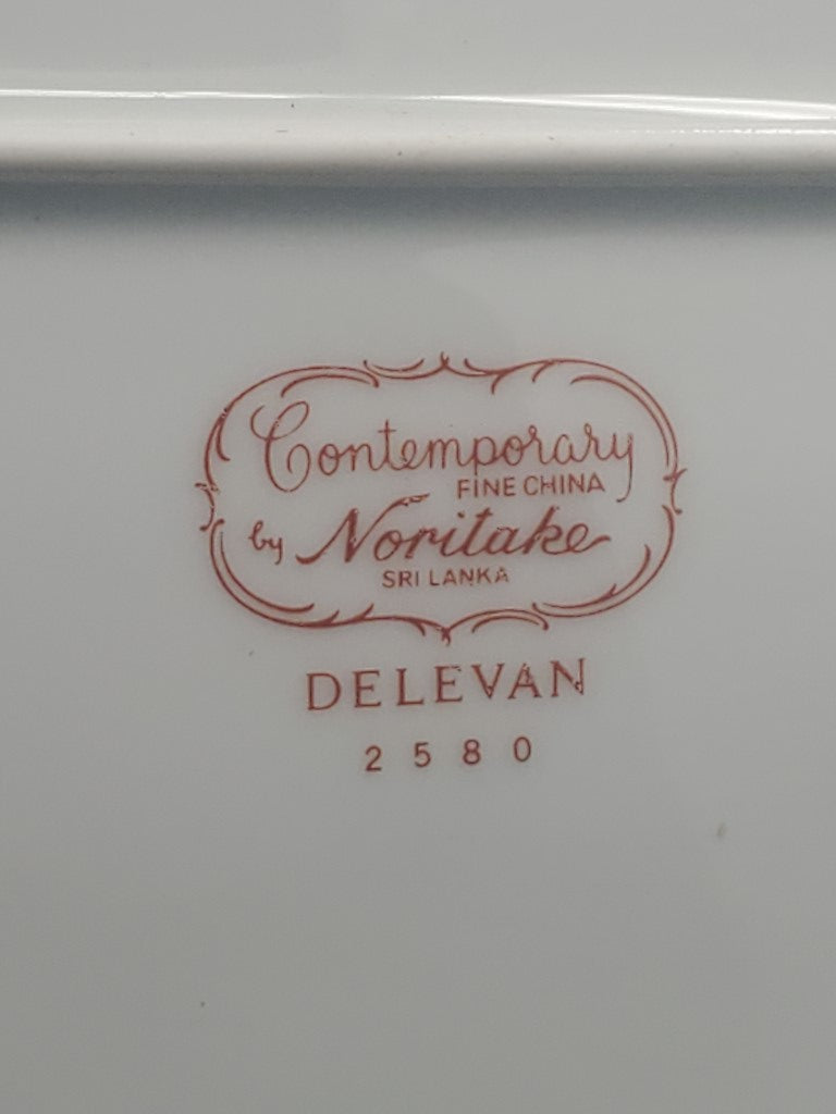 Noritake Delevan 12" Oval Seving Platter LK