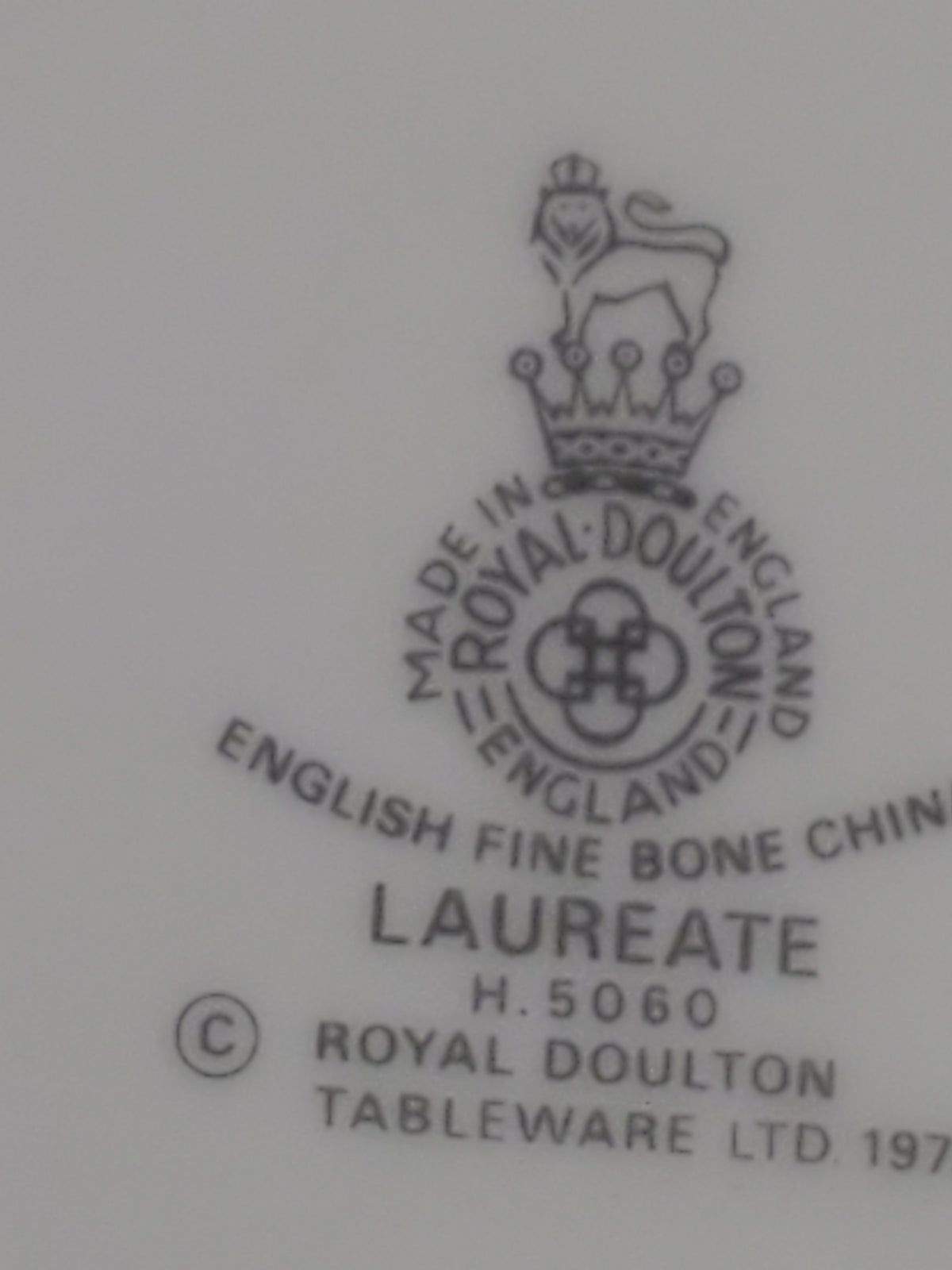 Set of 5 Royal Doulton Laureate Fruit Bowls LK