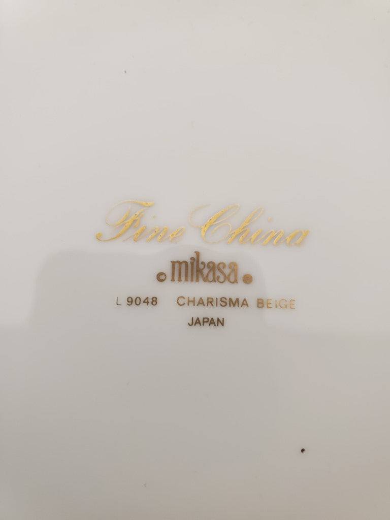 Set of 4 Mikasa Charisma Beige Dinner Plates LK