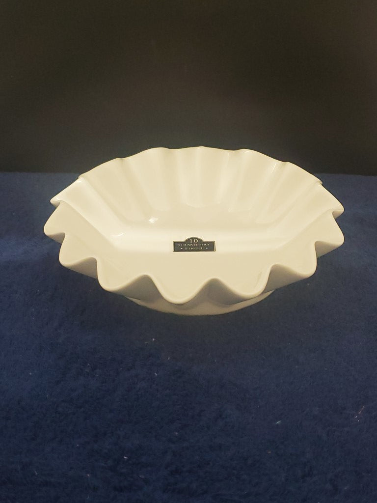 Set of 5 Ten Strawberry Street Fluted Dishs