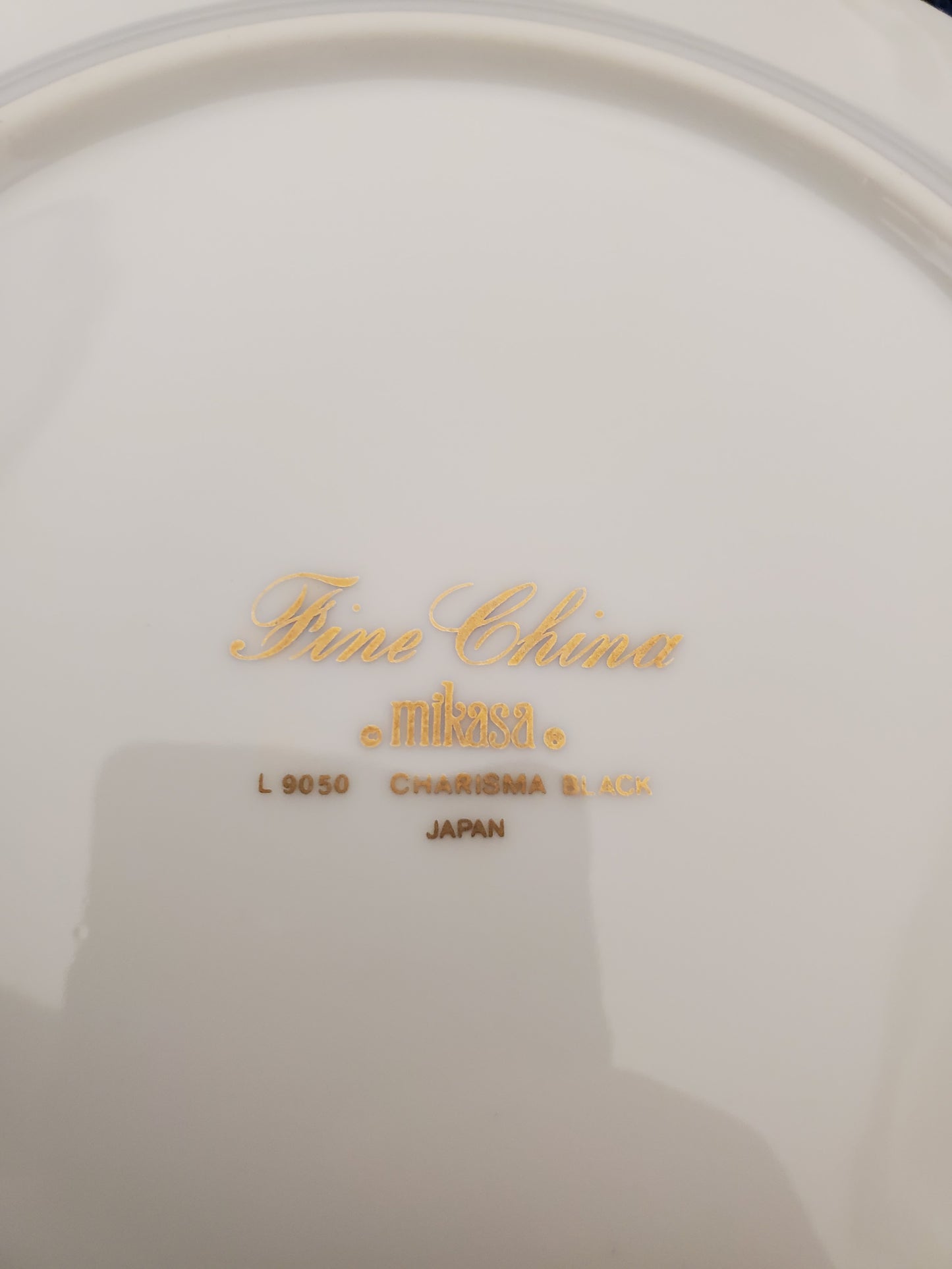 Set of 2 Mikasa Charisma Black Dinner Plates LK