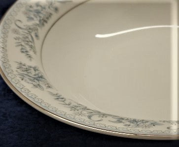 Mikasa Dresden Rose Round Serving Bowl LK