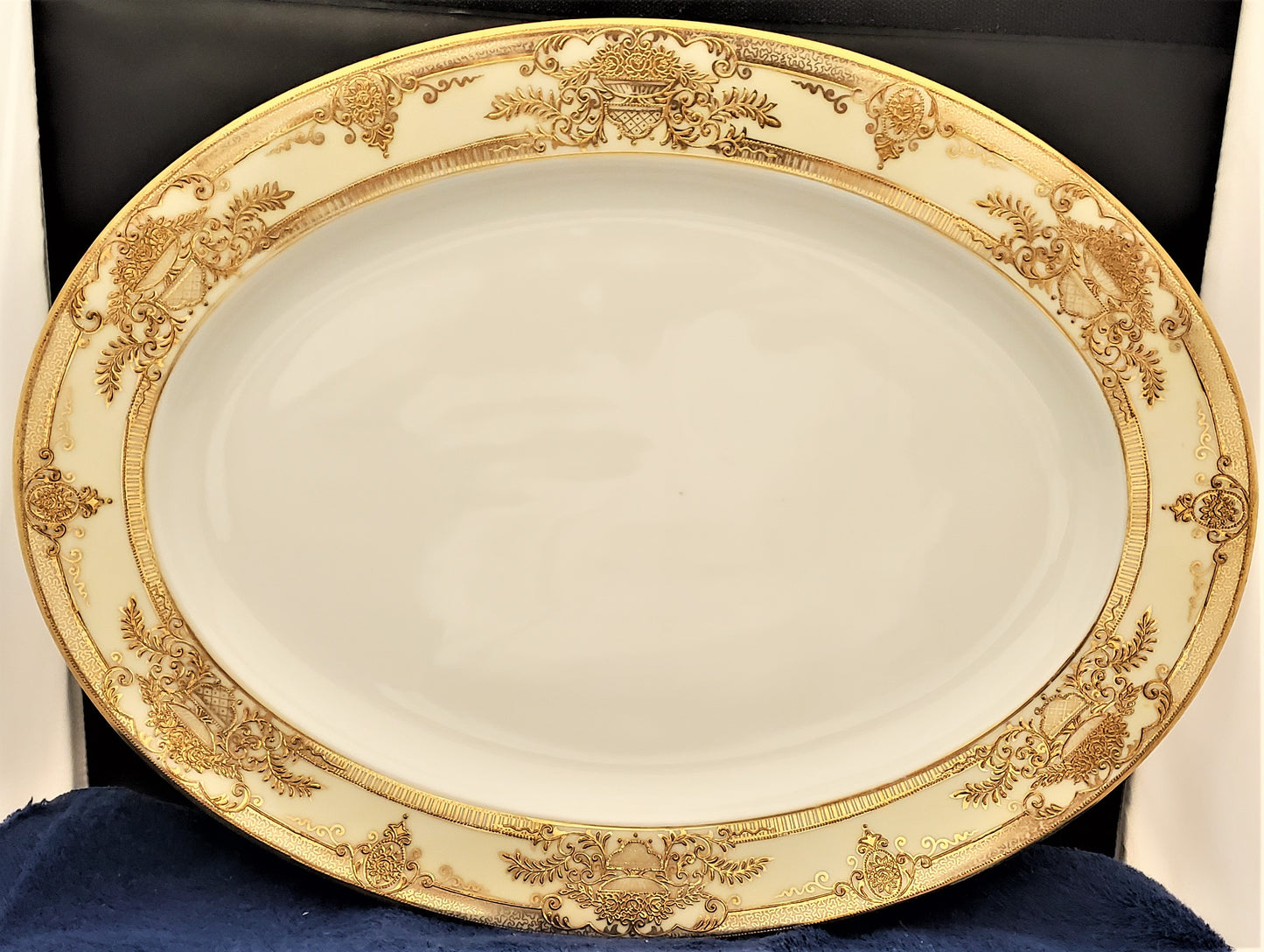 Noritake Fleurdor 16" Oval Serving Platter LK