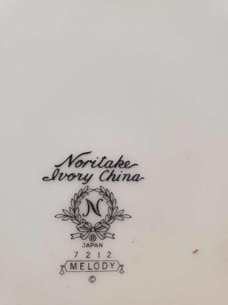 Noritake Melody 7 Piece Set LK