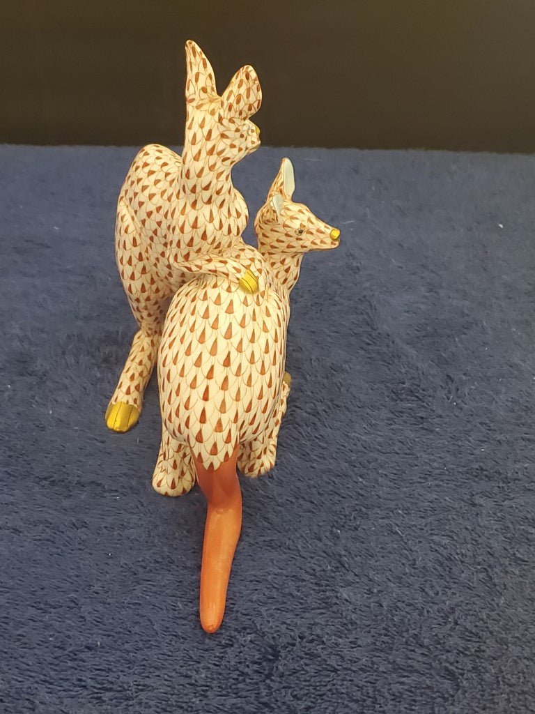 Herend Figurines Pair of Kangaroos - Rust (15318)