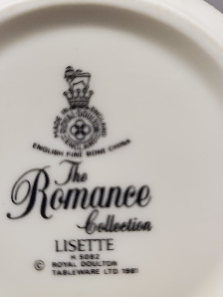 Royal Doulton Lisette Sugar Bowl with Lid LK