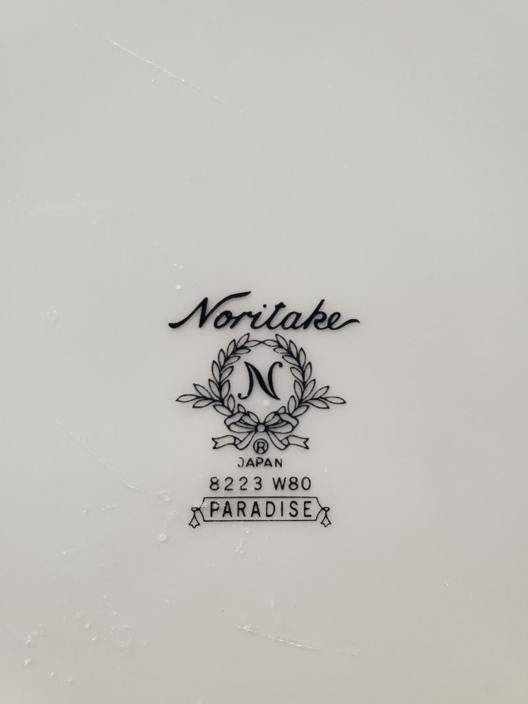 Set of 8 Noritake Paradise Dinner Plates LK