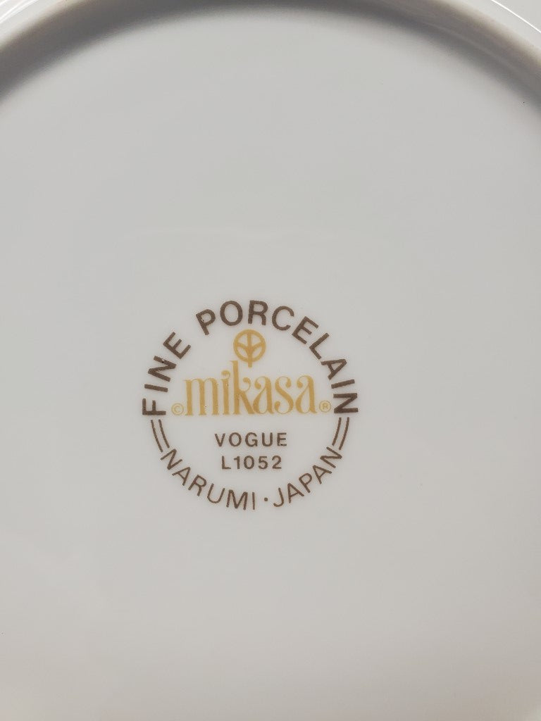Set of 9 Mikasa Vogue Salad Plates LK