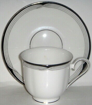 Set of 5 Lenox Erin Footed Cup & Saucers